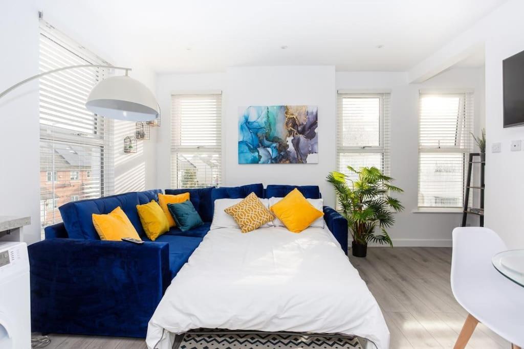 2 Bed Apartment Near The Beach Southend-on-Sea Exterior photo