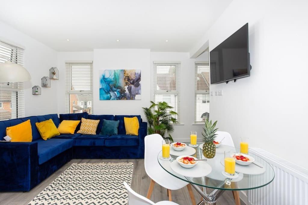 2 Bed Apartment Near The Beach Southend-on-Sea Exterior photo